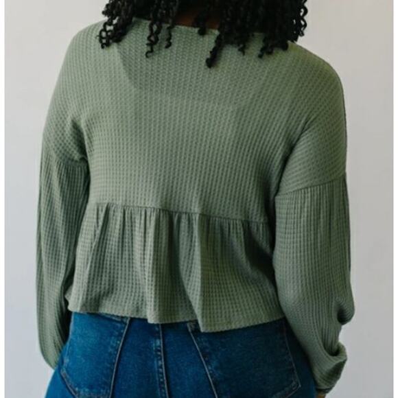 LUSH NORDSTROM ~ Sage Green Long Sleeve Waffle Knit Babydoll Top Size M - Picture 2 of 7